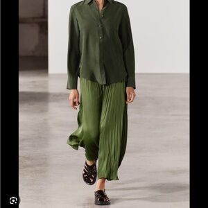 Zara Olive Green Pleated Skirt